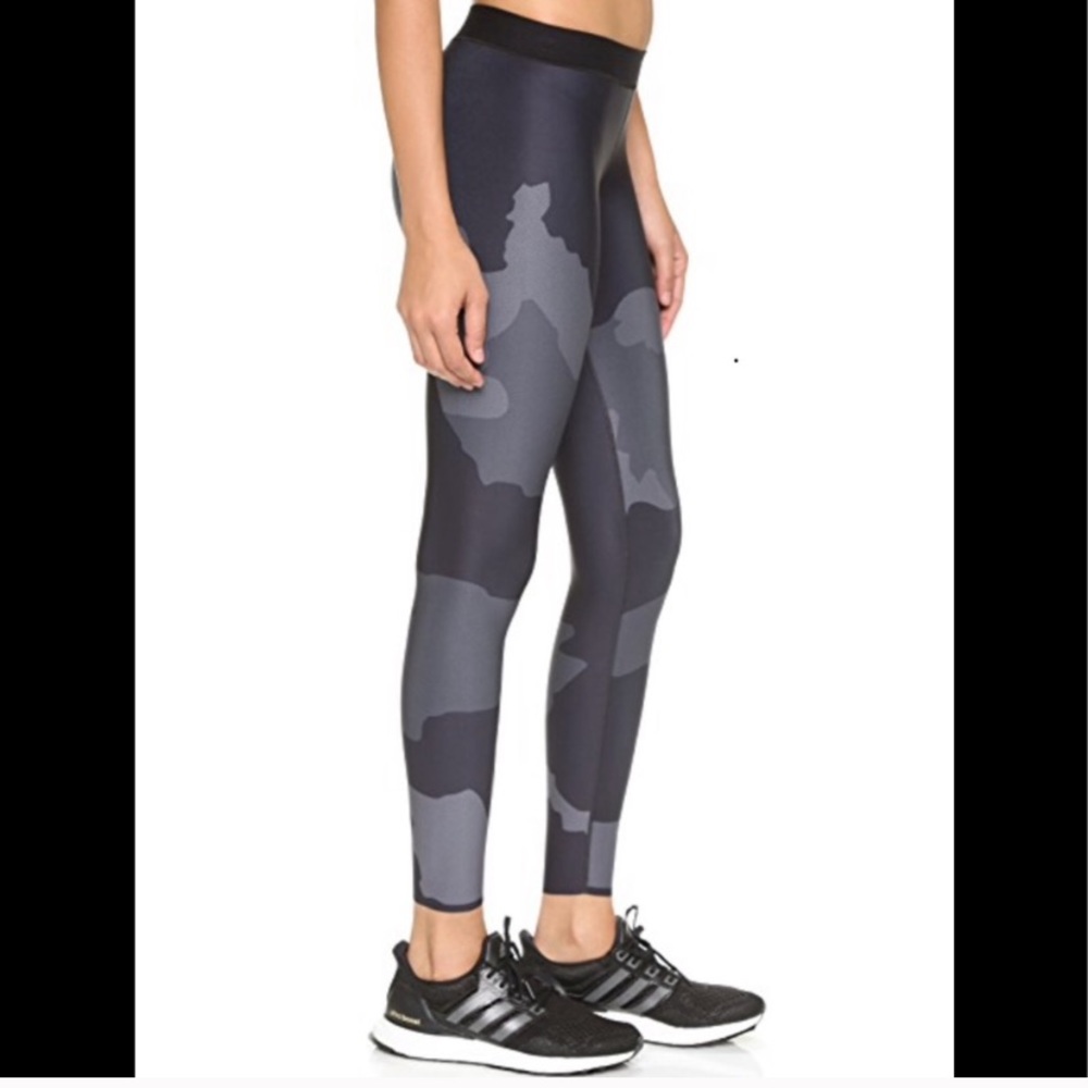 ULTRACOR ULTRA SILK CAMO LEGGINGS